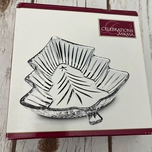 Mikasa Crystal Christmas’s Night Tree Dish Cookie‎ Tray, Desert Tray, Candy Dish